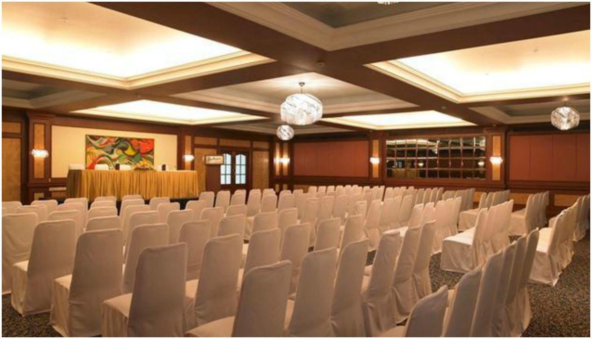 The Zuri White Sands, Goa Resort & Casino Varca Exterior photo